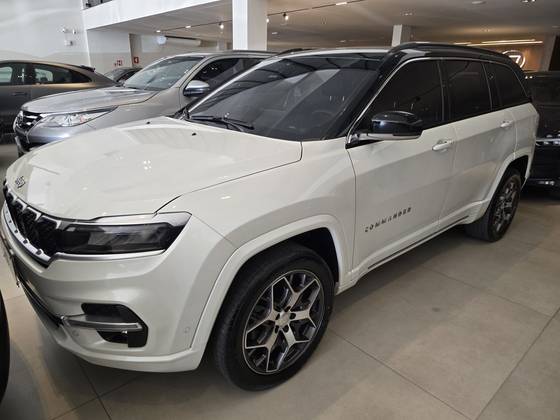 JEEP COMMANDER 2.0 TD380 TURBO DIESEL OVERLAND AT9 JEEP COMMANDER 2.0 TD380 TURBO DIESEL OVERLAND AT9